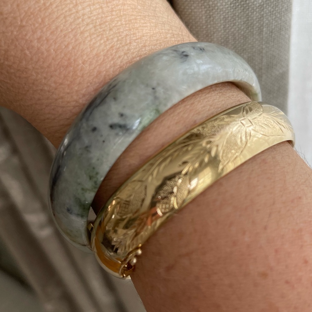 Light and dark green jade bangle - Picture 7 of 10